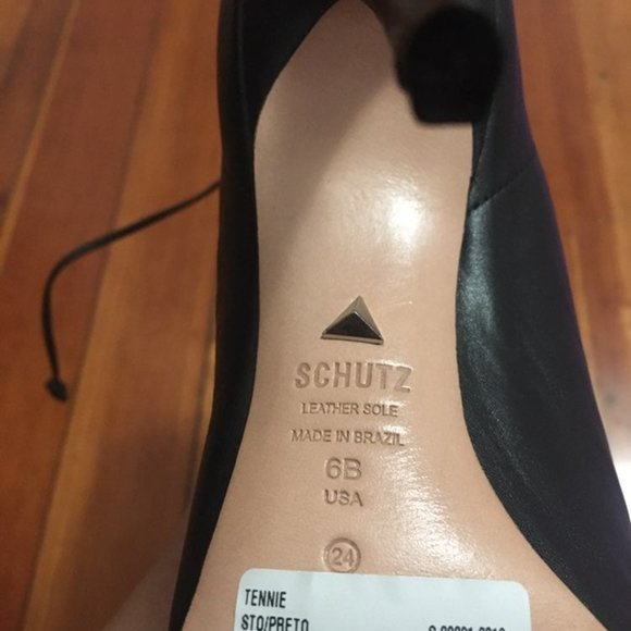 Brand new Schutz lace-up boots! Size 6 - Picture 4 of 4